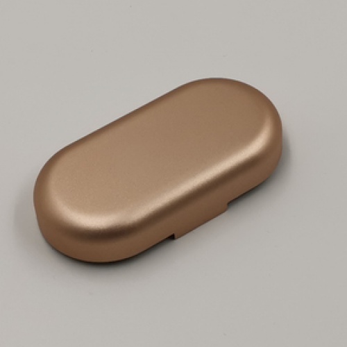  Nắp màu vàng của hộp sạc tai nghe TWS