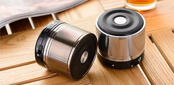 Audio industry - Custom professional audio signal transmission cables and various types of connectors.